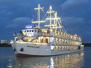 Ăn trưa trên Tàu Indochina Queen